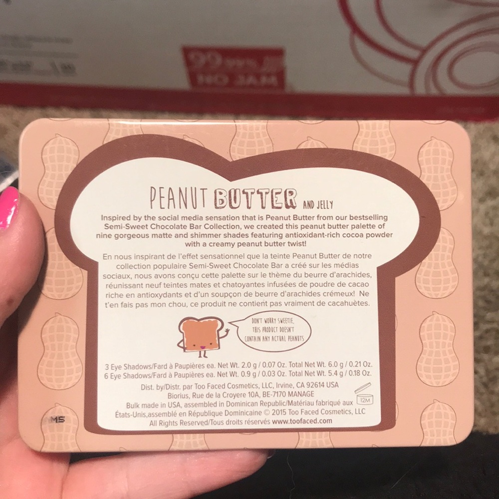 Too Faced Peanut Butter and Jelly palette - Picture 3 of 4